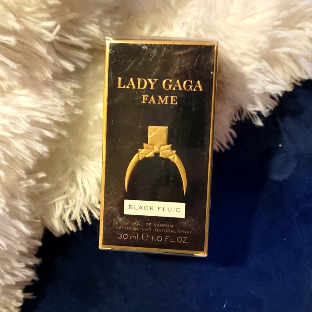 Lasy Gaga Fame Black Fluid Perfume Parfum